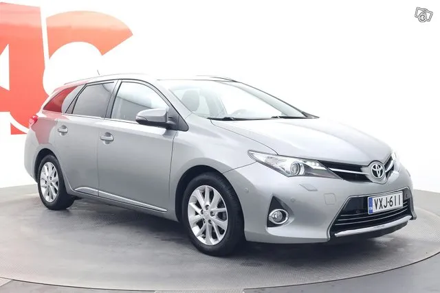 Toyota Auris Touring Sports 1,6 Valvematic Premium - / Pkamera / Tutkat / Lohko ja sisäp / Vakkari Image 7