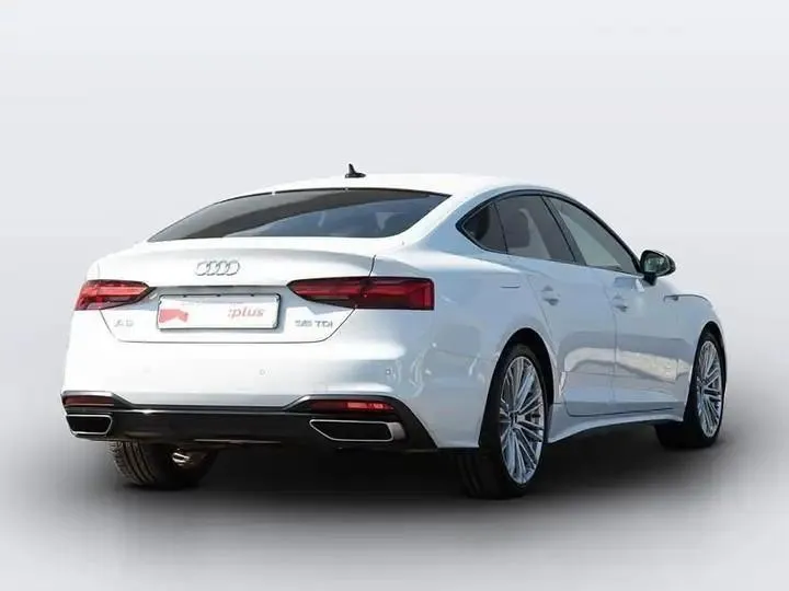 AUDI A5 Image 2